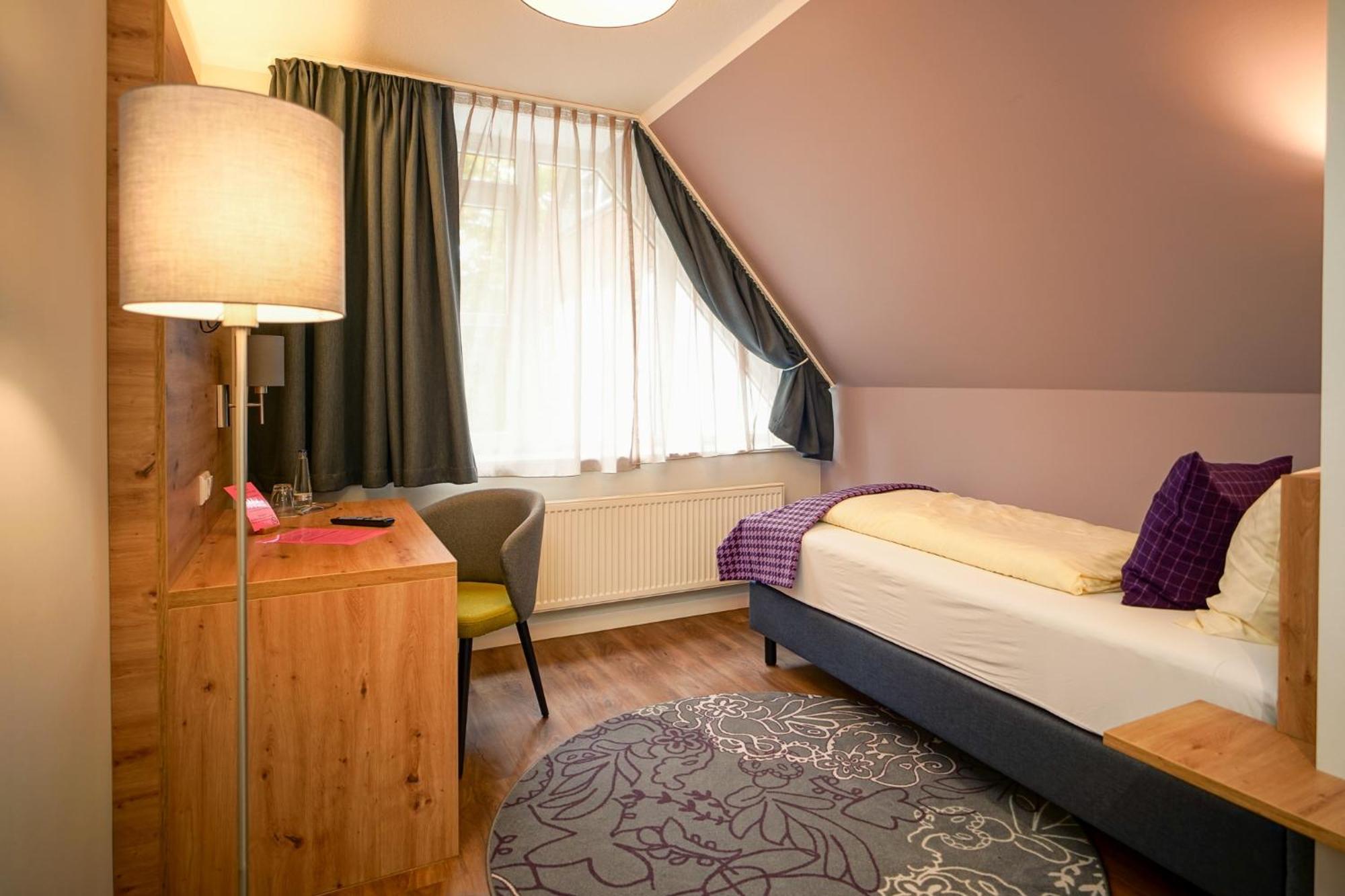 Hotel Lindenhof Bielefeld Ngoại thất bức ảnh