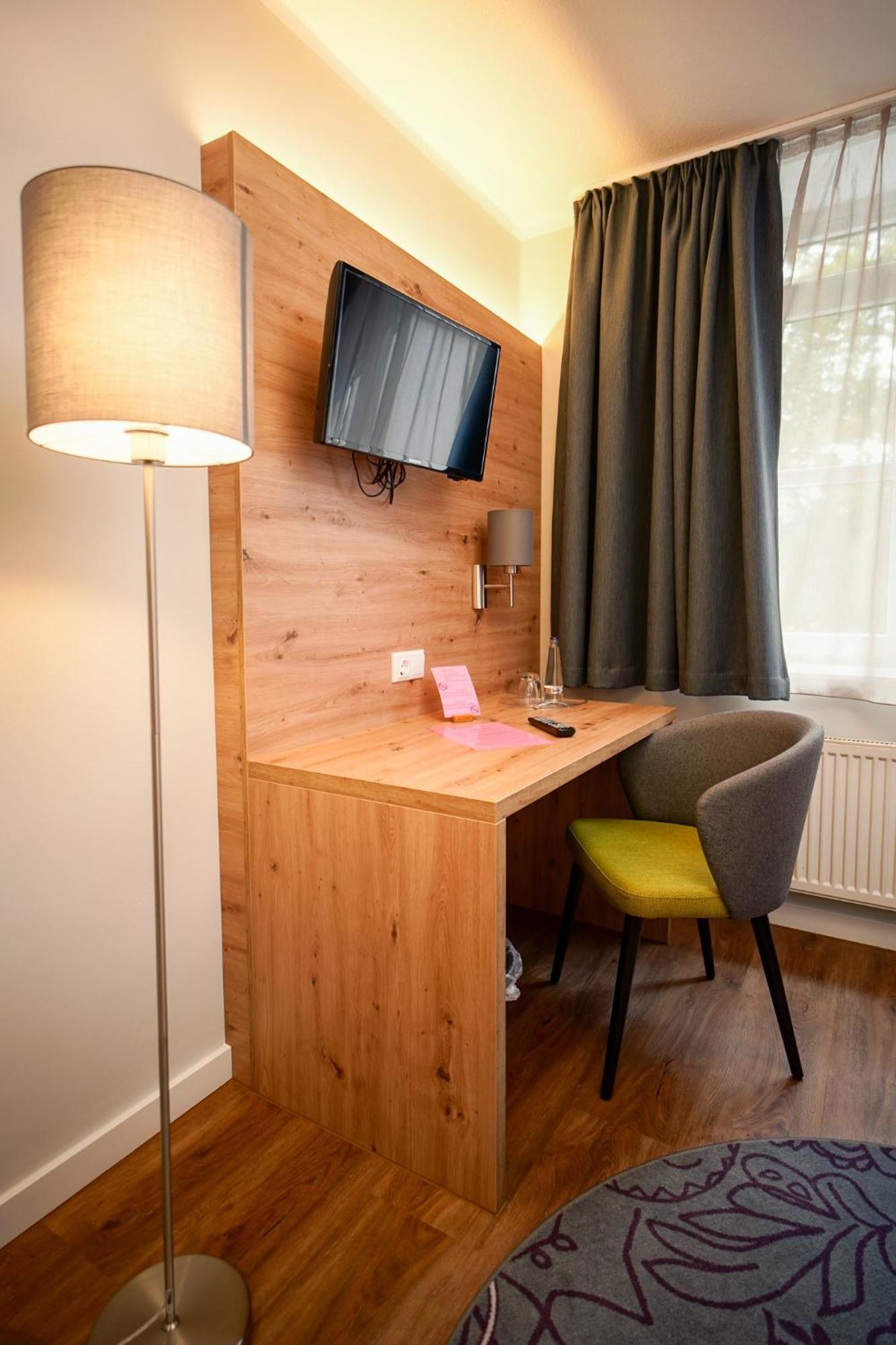 Hotel Lindenhof Bielefeld Ngoại thất bức ảnh