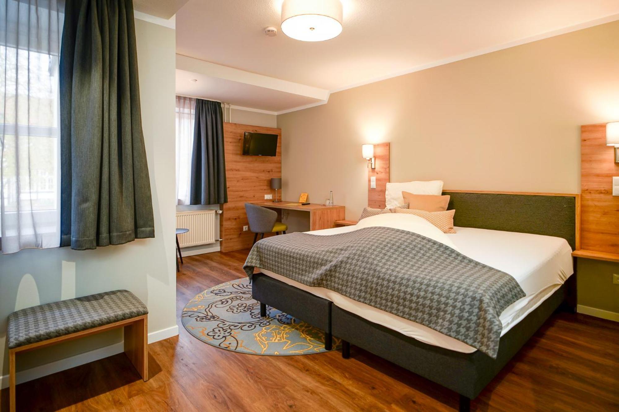 Hotel Lindenhof Bielefeld Ngoại thất bức ảnh